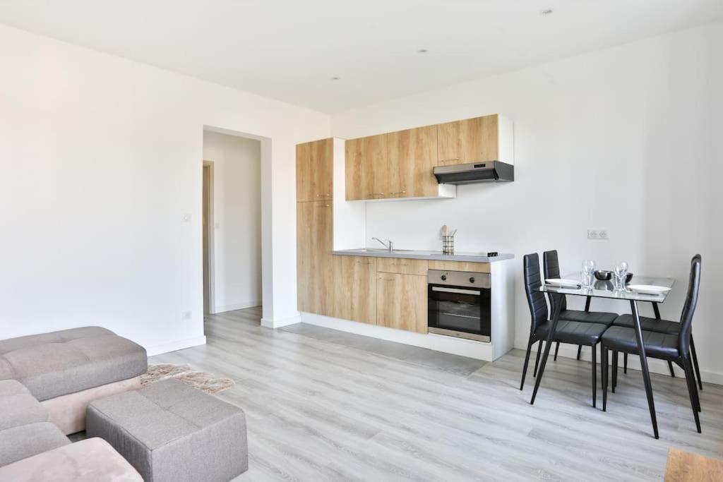 Suite Lumineux Et Moderne, Parking Gratuit, Mulhouse Centre Exterior photo